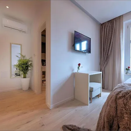 Via Porto Apartment *